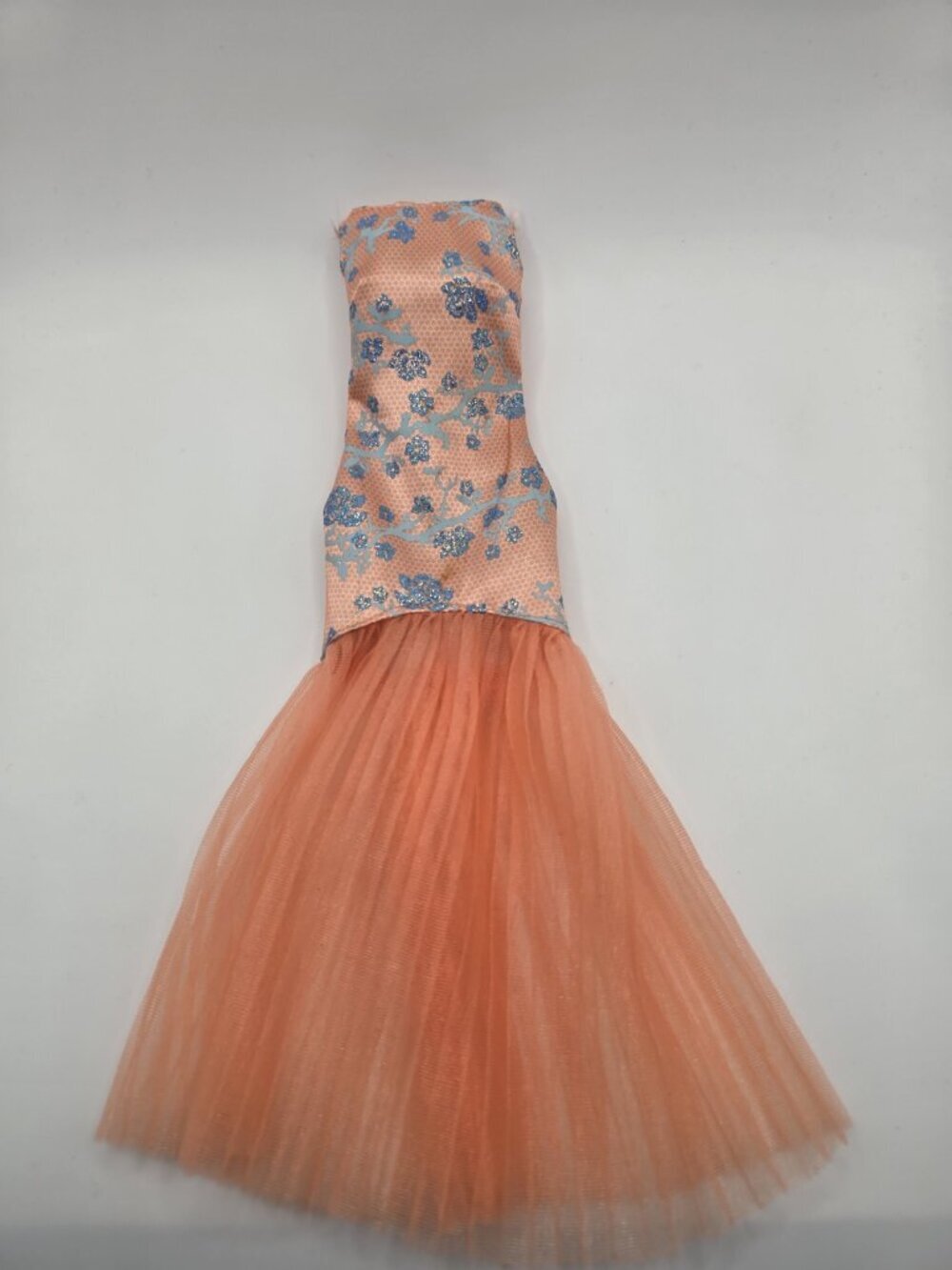 BARBIE Complete Look Fashion Pack PEACH ORANGE Fashion Doll Dress Clothing